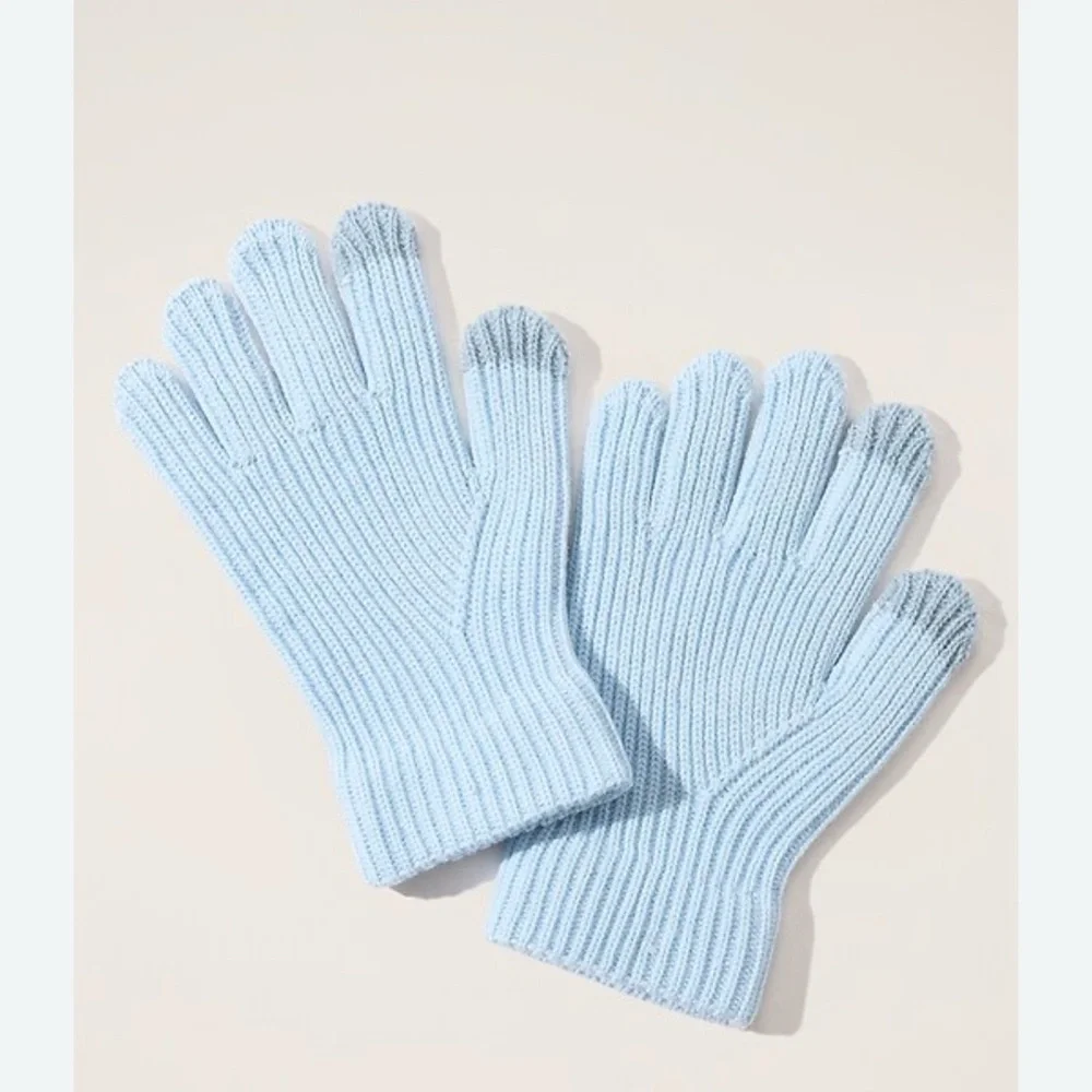 NEW Athleta Girl Chill Out Glove Winter Porcelain Blue Size M/L